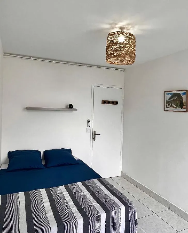 L'Escale, Chambre Dans Appartement Partage, Bedroom In Shared Appartment Pointe-à-Pitre